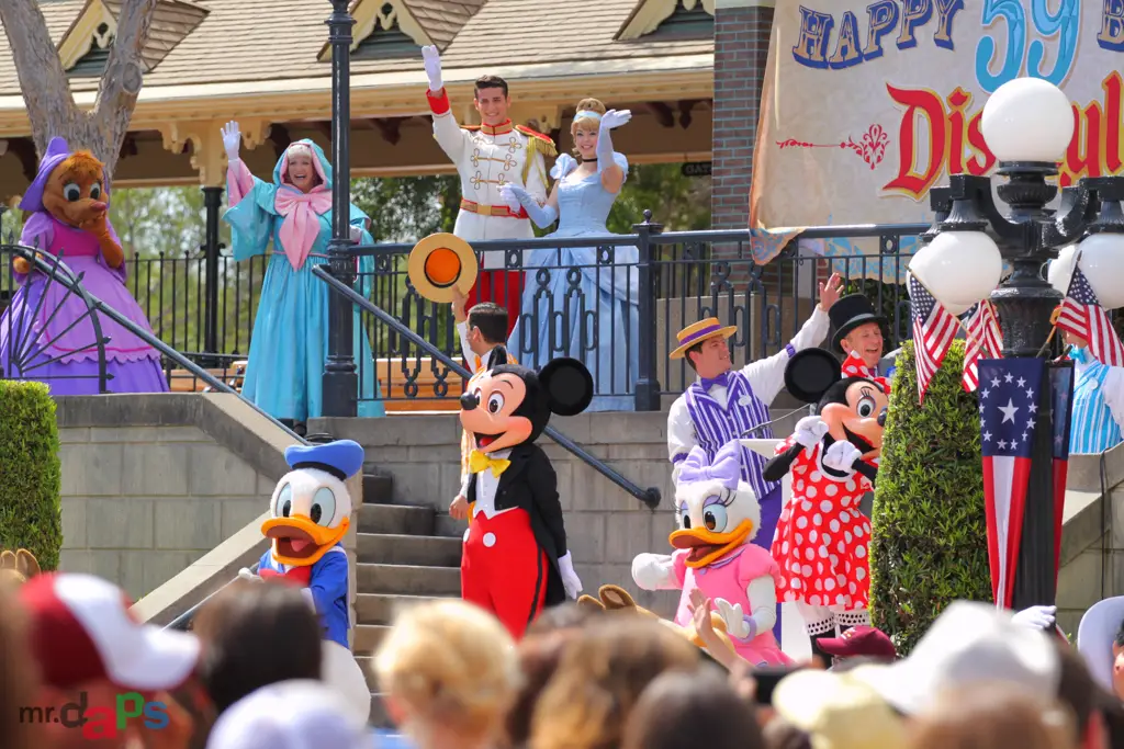 Disneyland_59th_Birthday_July_17_2014-24