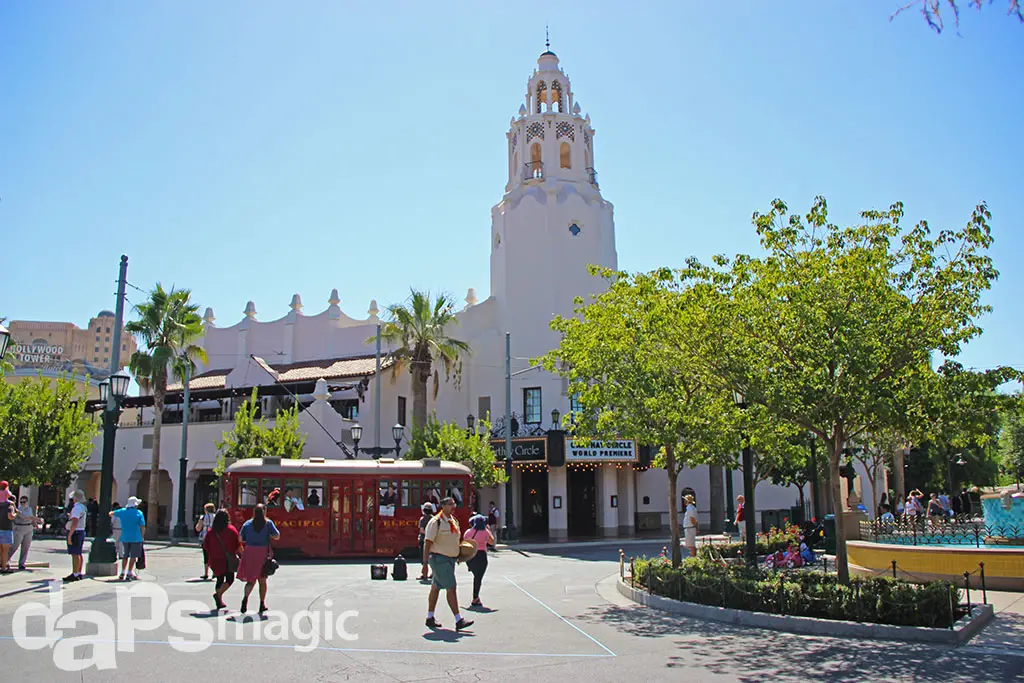 Carthay Circle - Buena Vista Street - Disney California Adventure