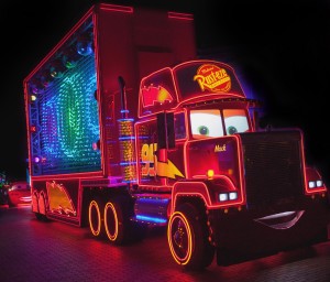 Mack-Truck-in-Paint-the-Night-1_15_DLR_9507