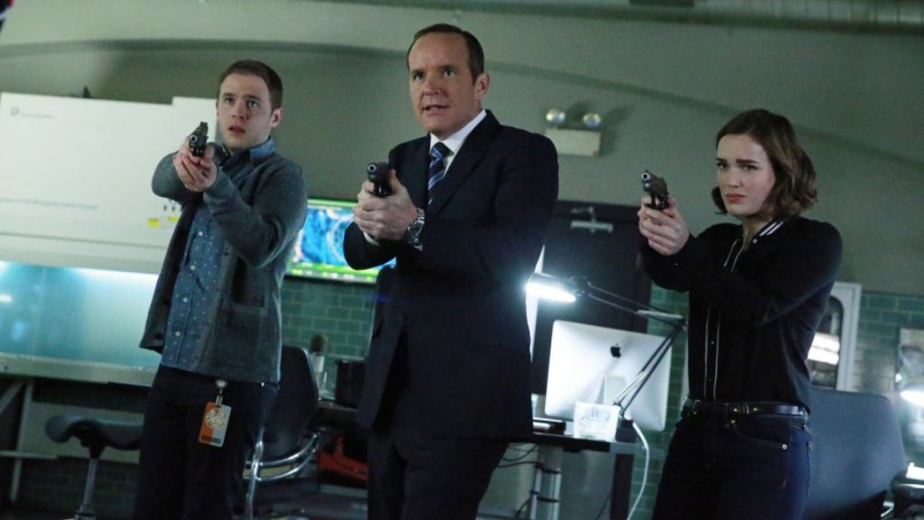 MARVEL'S AGENTS OF S.H.I.E.L.D. - "S.O.S.," Part One and Part Two" - S.H.I.E.L.D. puts everything on the line to survive a war that blurs the line between friend and foe. Coulson and his team will be forced to make shocking sacrifices that will leave their relationships and their world changed forever, on the two-hour season finale of "Marvel's Agents of S.H.I.E.L.D," TUESDAY, MAY 12 (9:00-11:00 p.m., ET) on the ABC Television Network. (ABC/Mitchell Haaseth) IAIN DE CAESTECKER, CLARK GREGG, ELIZABETH HENSTRIDGE