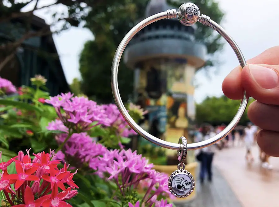 Chef Mickey AP Exclusive Pandora Charm